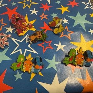 Pokemon Pin Set